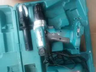 Taladro Makita 8444 -18V