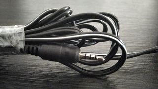 Cargador BLUETREK para headset y dongle