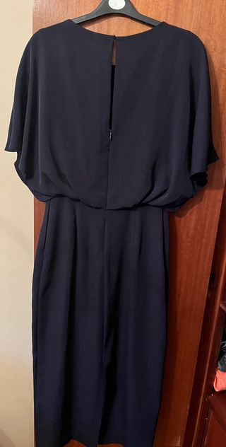Vestido Zara azul marino midi manga caída