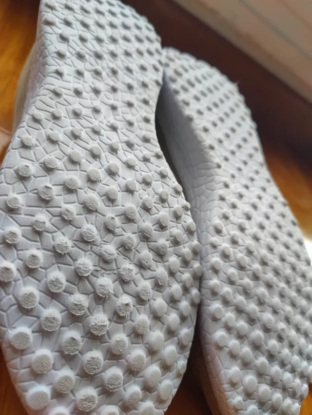 Zapatillas SONNAX beige talla 39