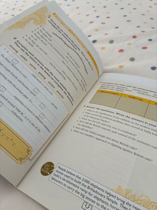 ALL ABOUT INDIA 4ºESO. Activity readers