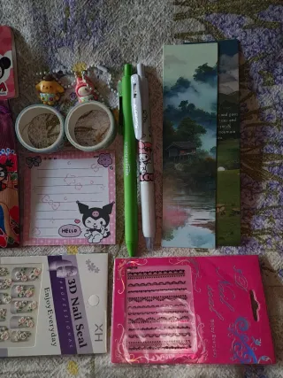 Set Pucca e Sanrio cancelleria e cartoleria