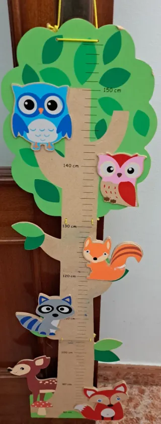 Medidor de altura infantil con animales