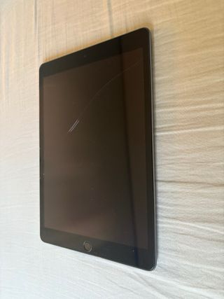 iPad 9ª Gen 11" Negro/Plata