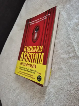 El secreto de la asistenta (La asistenta 2)