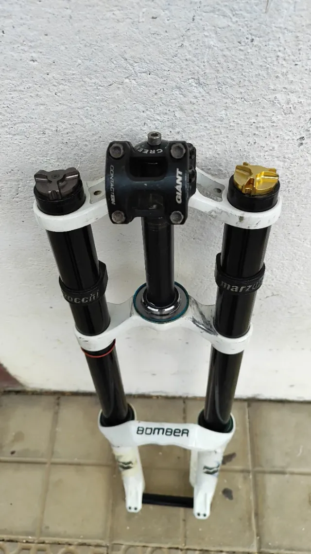 Horquilla Marzocchi Bomber 888