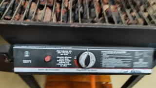 Barbacoa de gas Landmann negra y madera