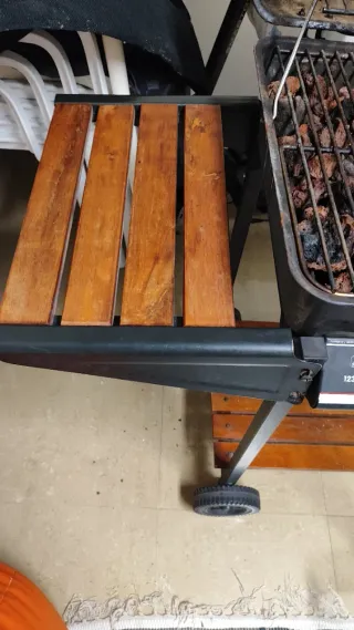 Barbacoa de gas Landmann negra y madera