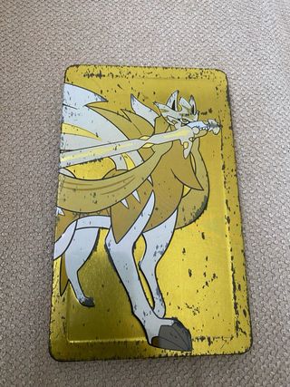 Pokémon Scudo + Steelbook Dorato Switch