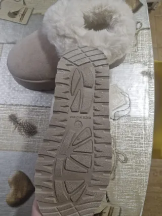 Botas de Invierno Beige y Blanco Talla 41