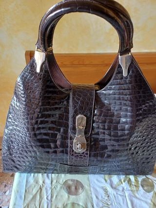 Borsa artigianale effetto coccodrillo