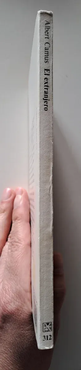 El Extranjero (Spanish Edition)