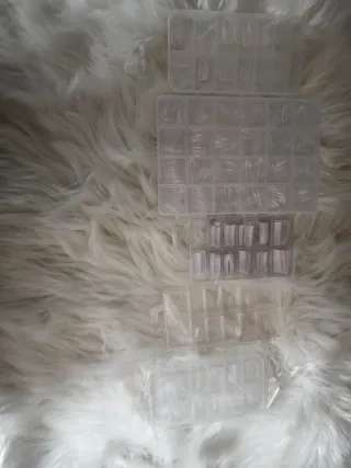 Vari Set Unghie Finte Gel