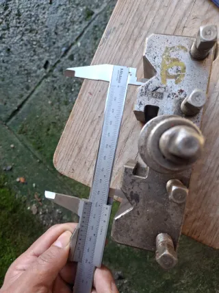 Porta herramientas para torno