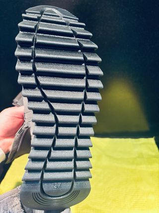 Botín Gioseppo Gris