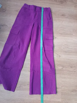 Pantalón cargo morado