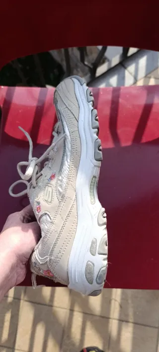 Scarpe Skechers Beige/Bianco Donna