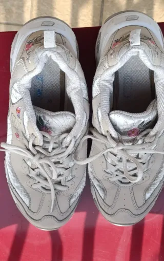 Scarpe Skechers Beige/Bianco Donna