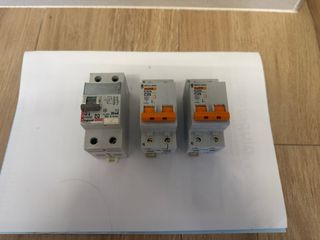 Interruptores Térmicos y Diferencial