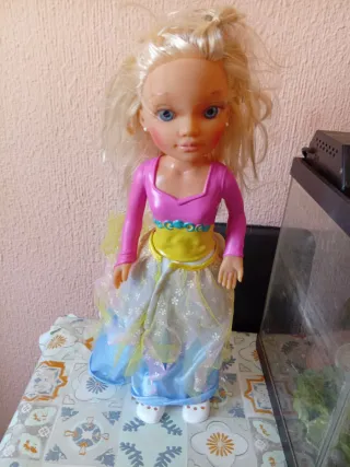 Muñeca Nancy pelo rubio ojos azules