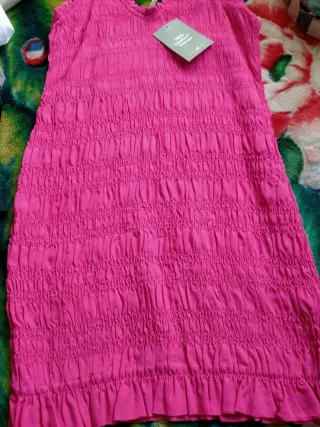 Vestido rosa fruncido sin estrenar