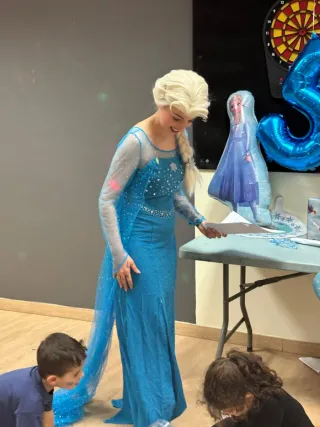 Animadora Infantil Rumi,Elsa, Mariposa