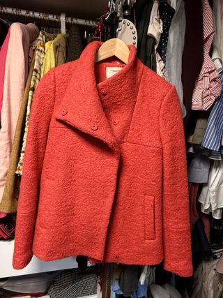 Abrigo corto lana rojo fresa