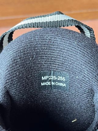 Esquís Atomic Vantage Jr. y botas