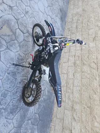 Pit Bike YCF SP3 125cc Negra/Dorada