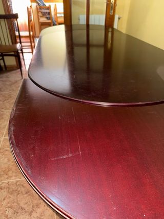 Mesa de comedor extensible de madera