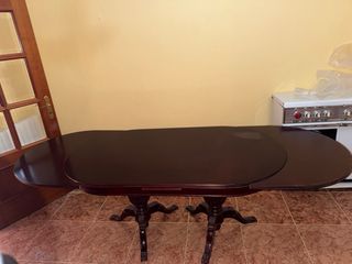 Mesa de comedor extensible de madera