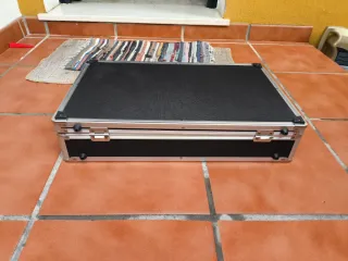Maletín para pedales de instrumentos