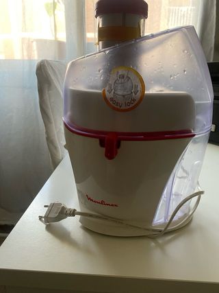 Licuadora Moulinex Roja y Blanca