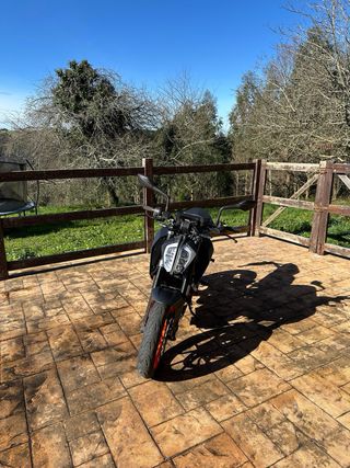 KTM Duke 125
