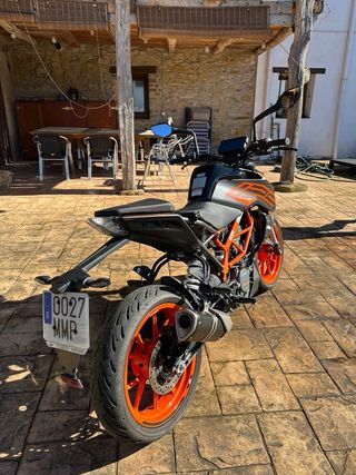 KTM Duke 125