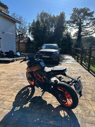 KTM Duke 125