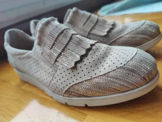 Zapatos Modabella Beige Talla 39 nuevos a estrenar