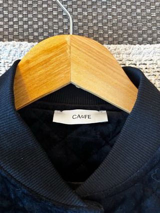 Bomber de terciopelo negro