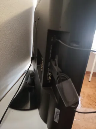 TV LG 37HL4000 Una TV practicamente sin usar.