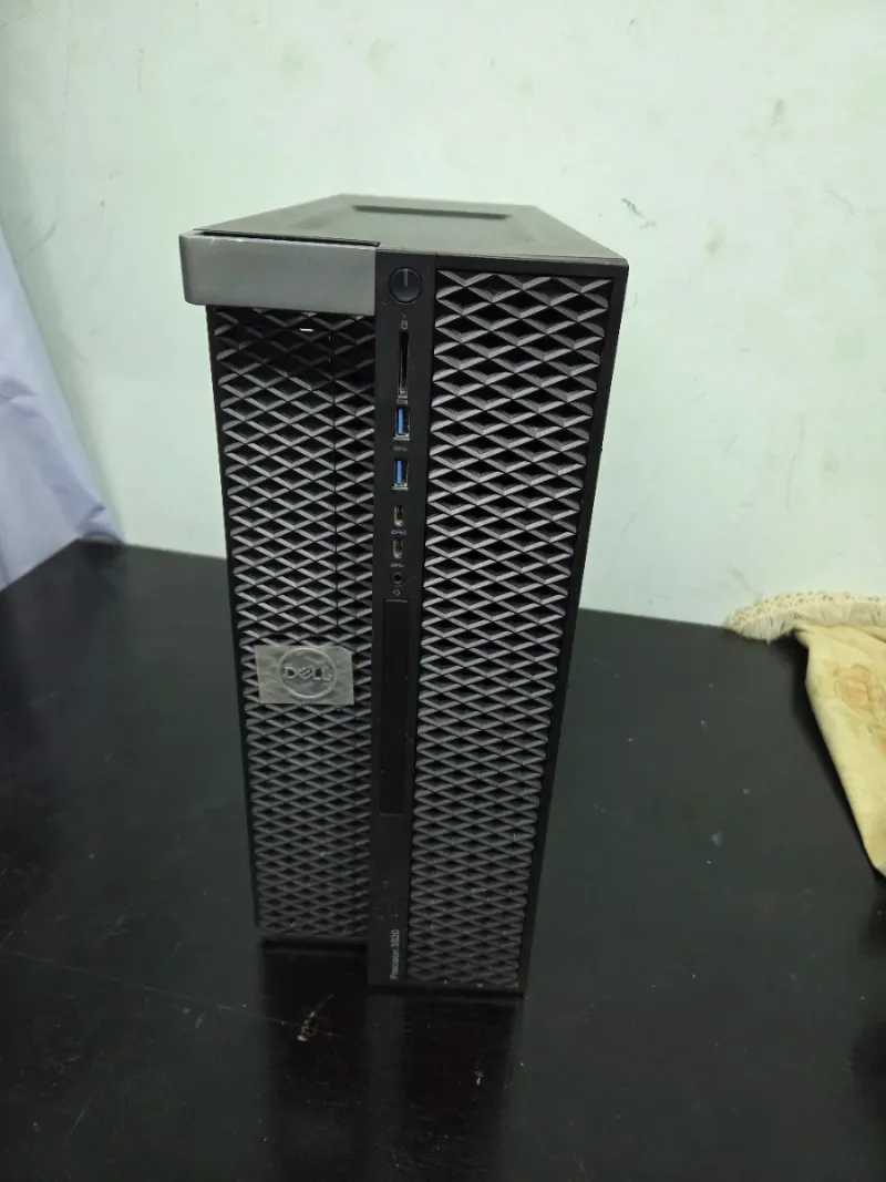 Torre Dell Precision 5820