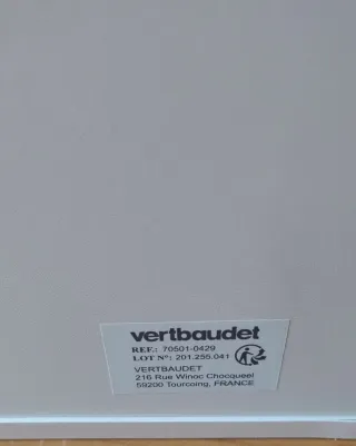 Librería infantil Vertbaudet rosa