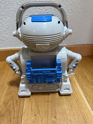 Robot 2XL con cassette El mundo de 2XL