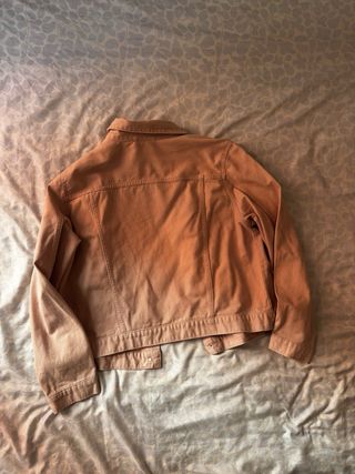 Cazadora vaquera rosa