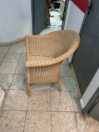 2 Sillones Mimbre + Mesa Cristal