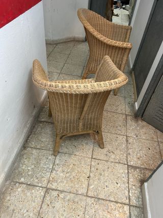 2 Sillones Mimbre + Mesa Cristal