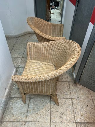 2 Sillones Mimbre + Mesa Cristal