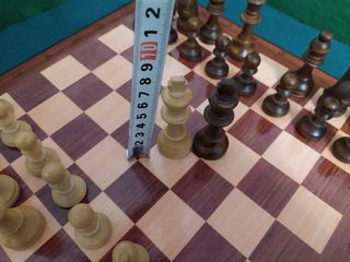 Piezas de ajedrez de madera.