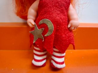 Barriguitas bruja pelirroja. Original años 80