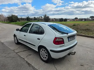 RENUALT MEGANE 175.000KM DIESEL MUY ECONOMICO !!!!