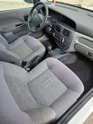 RENUALT MEGANE 175.000KM DIESEL MUY ECONOMICO !!!!